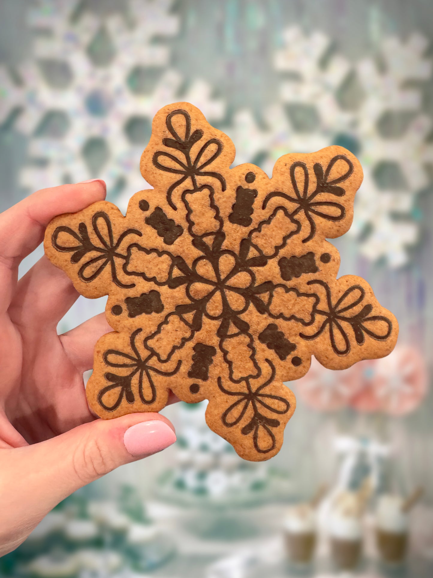 Gummy Bears & Bows Snowflake Cutter & Stamp Set
