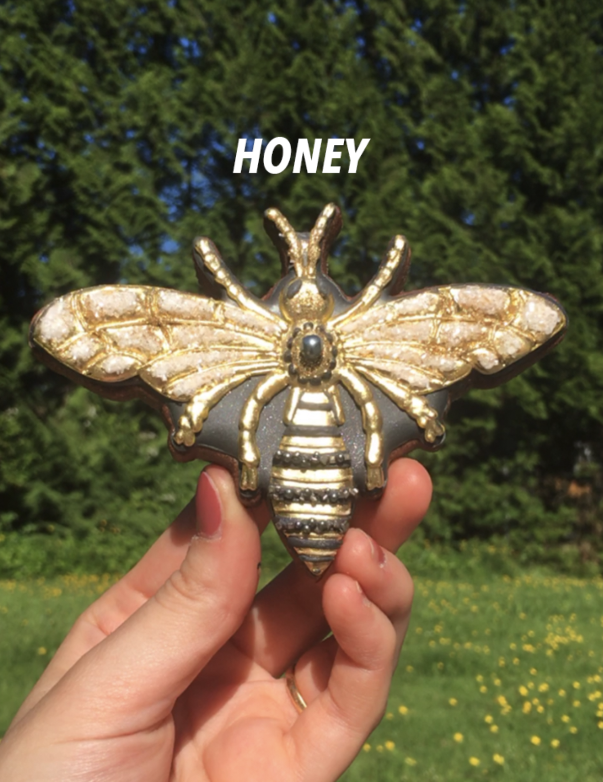 Bee-jeweled