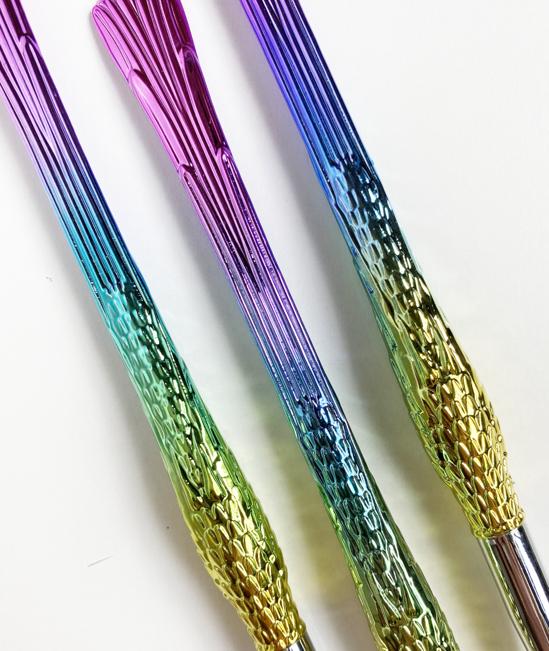 3-Piece Rainbow Quill Brush Set
