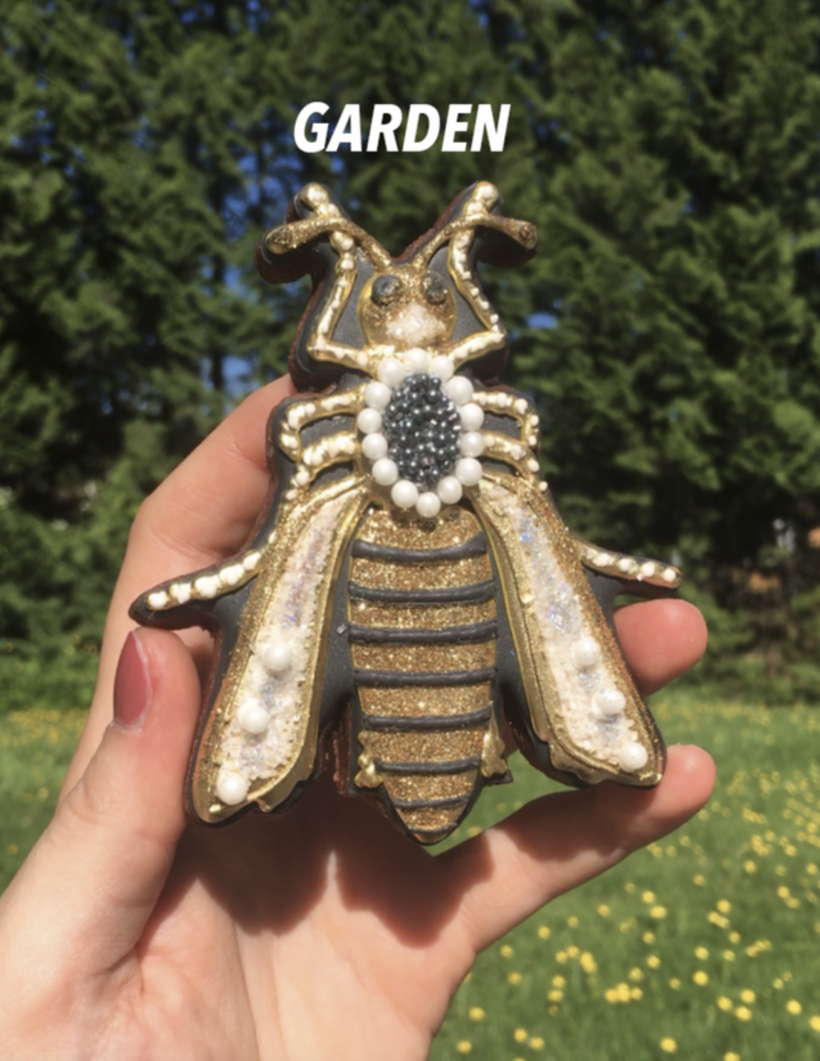Garden Bee Cutter -- STL File