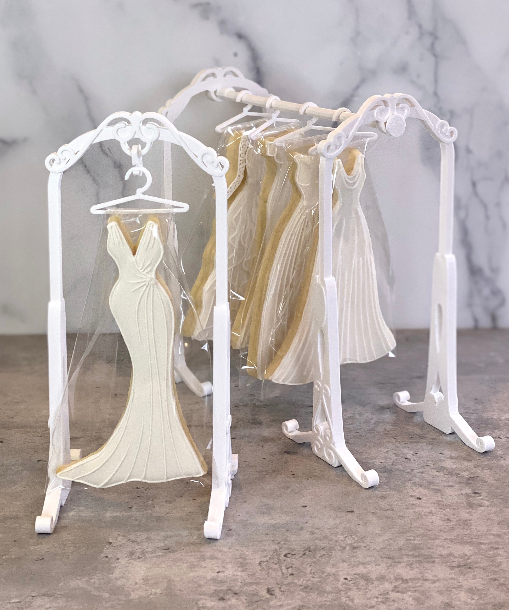 Two-way Fancy Dress Display -- STL FILES